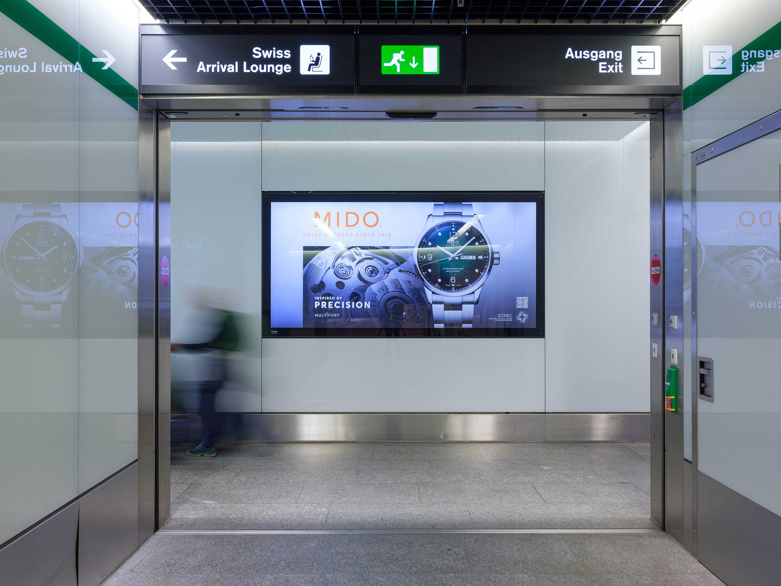 Zuerich – Super-size Flughafen your brand!