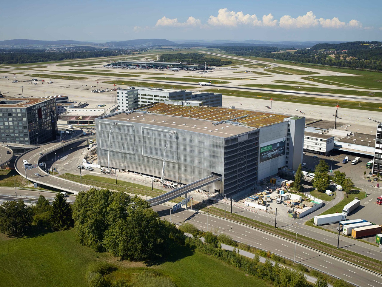 Flughafen Zürich Parking P60 Reservieren www.flughafen-zuerich.ch