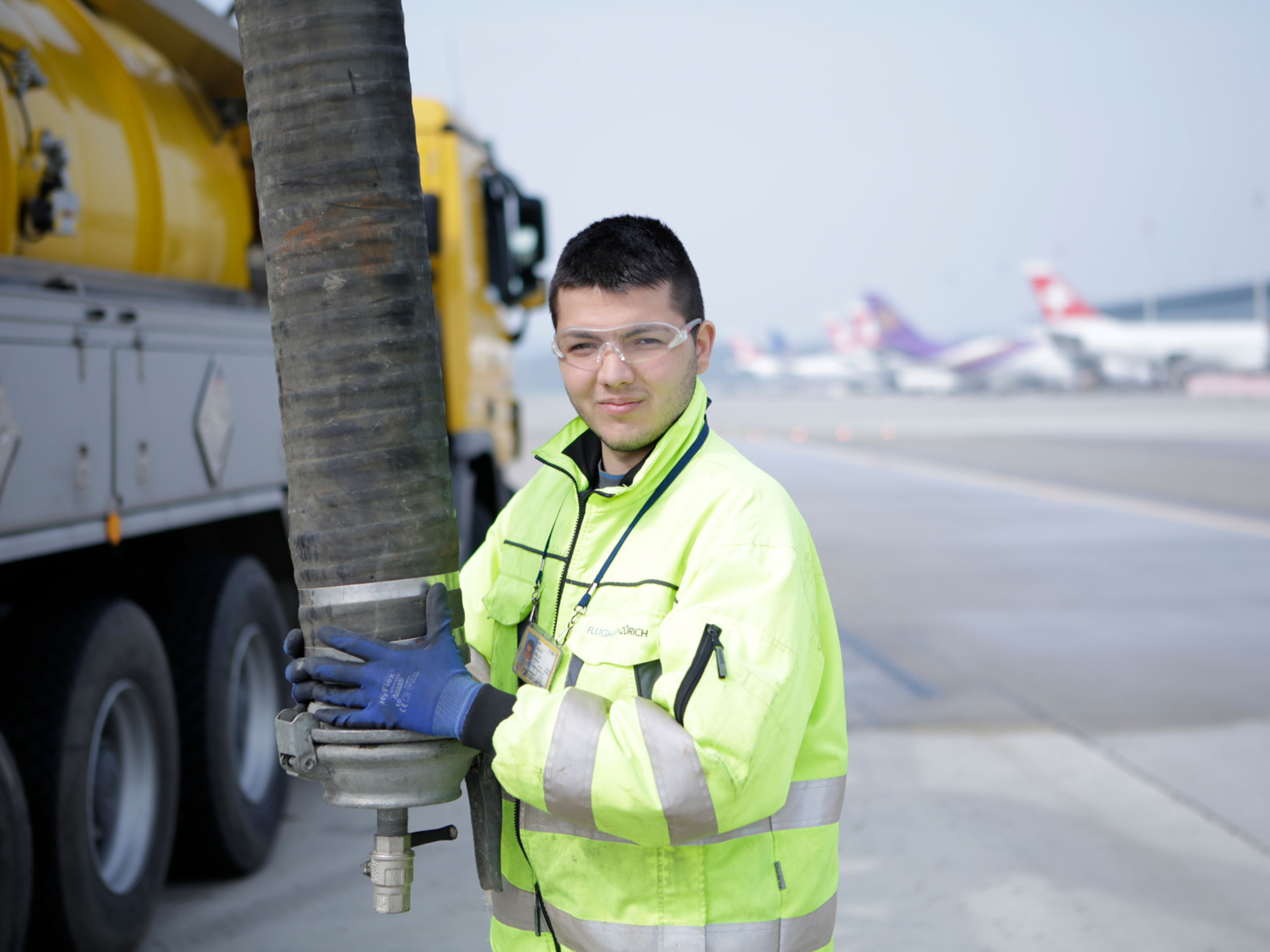 Drainage technician Flughafen Zuerich