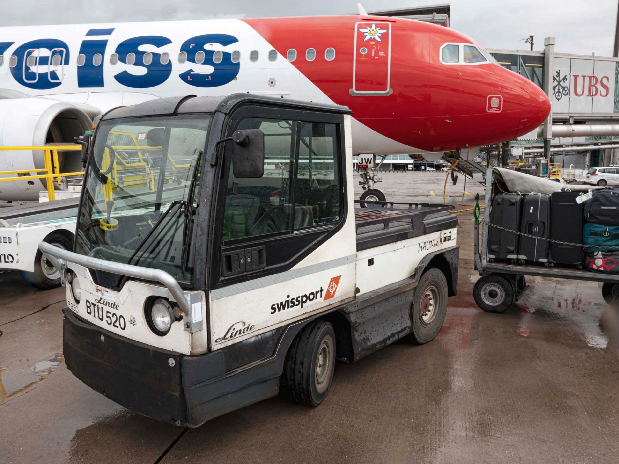 Katja Fürst, Gepäckfahrerin, Swissport