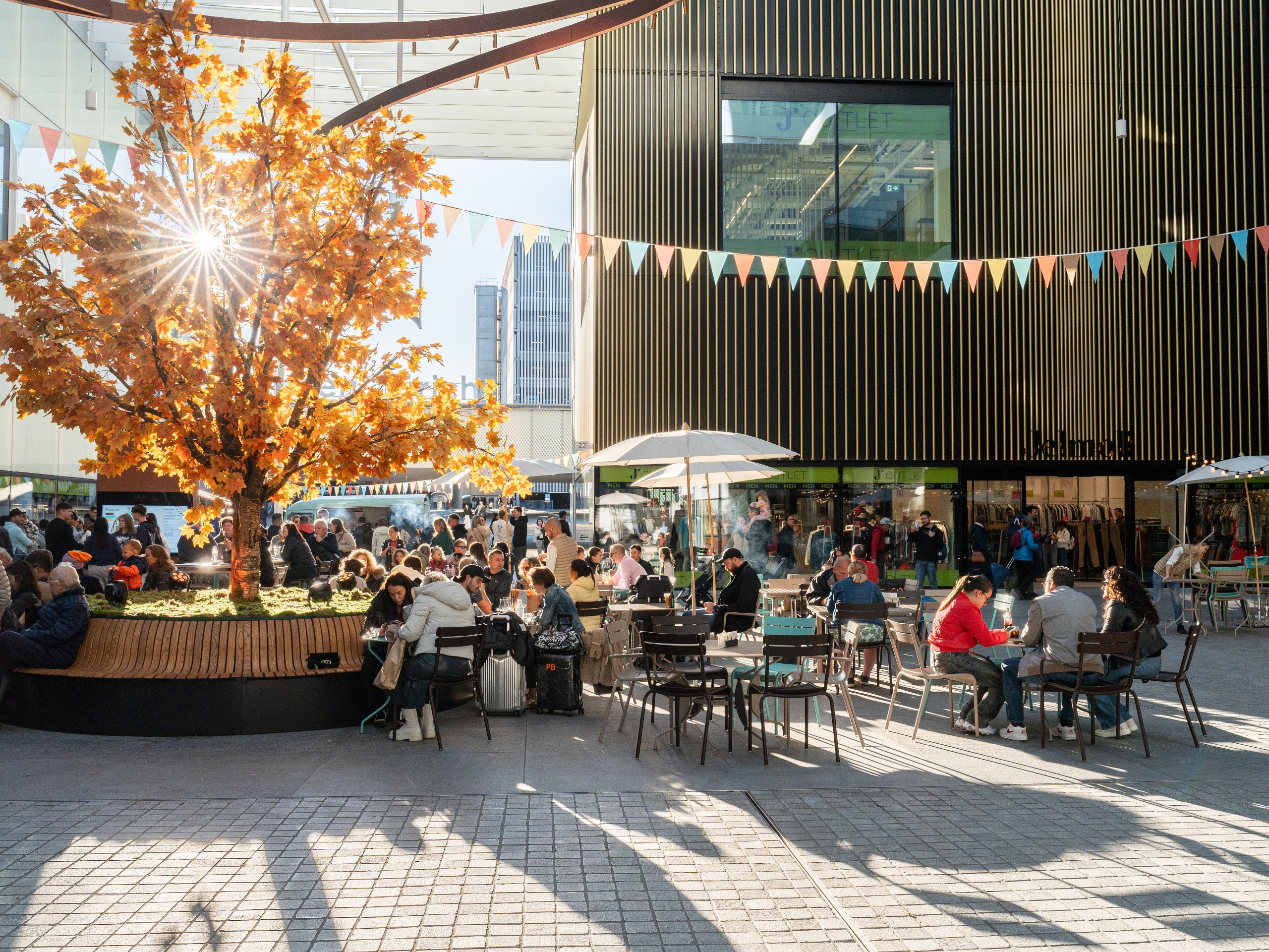 Herbst im Circle mit Personen