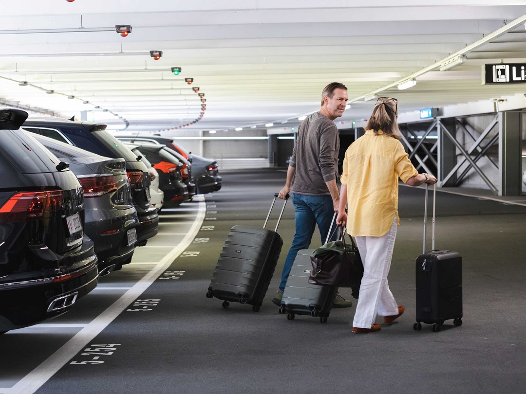 Auto In Zürich Flughafen Parken www.flughafen-zuerich.ch
