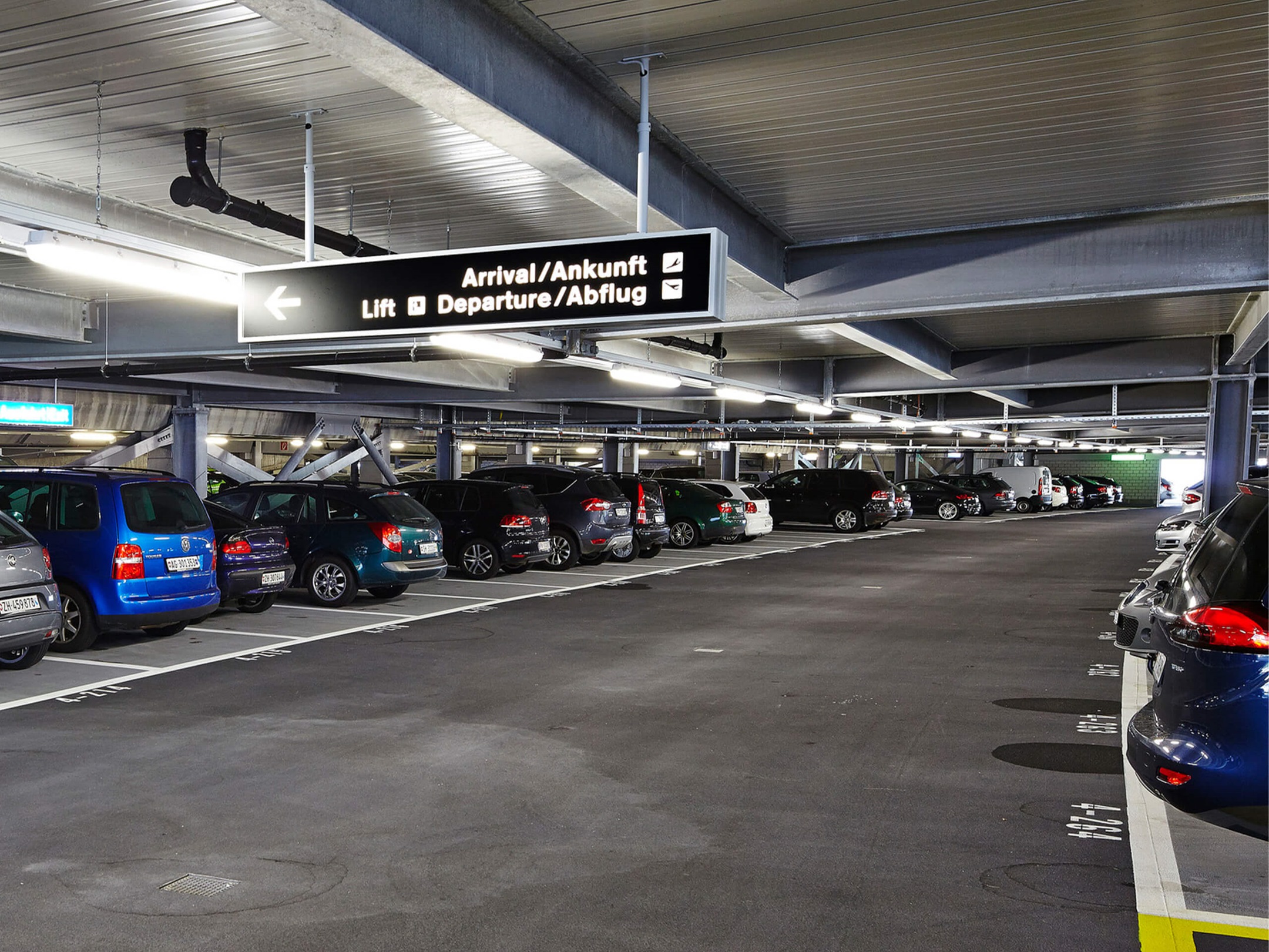 Suisseparking Gmbh Flughafen Zürich Parking www.flughafen-zuerich.ch