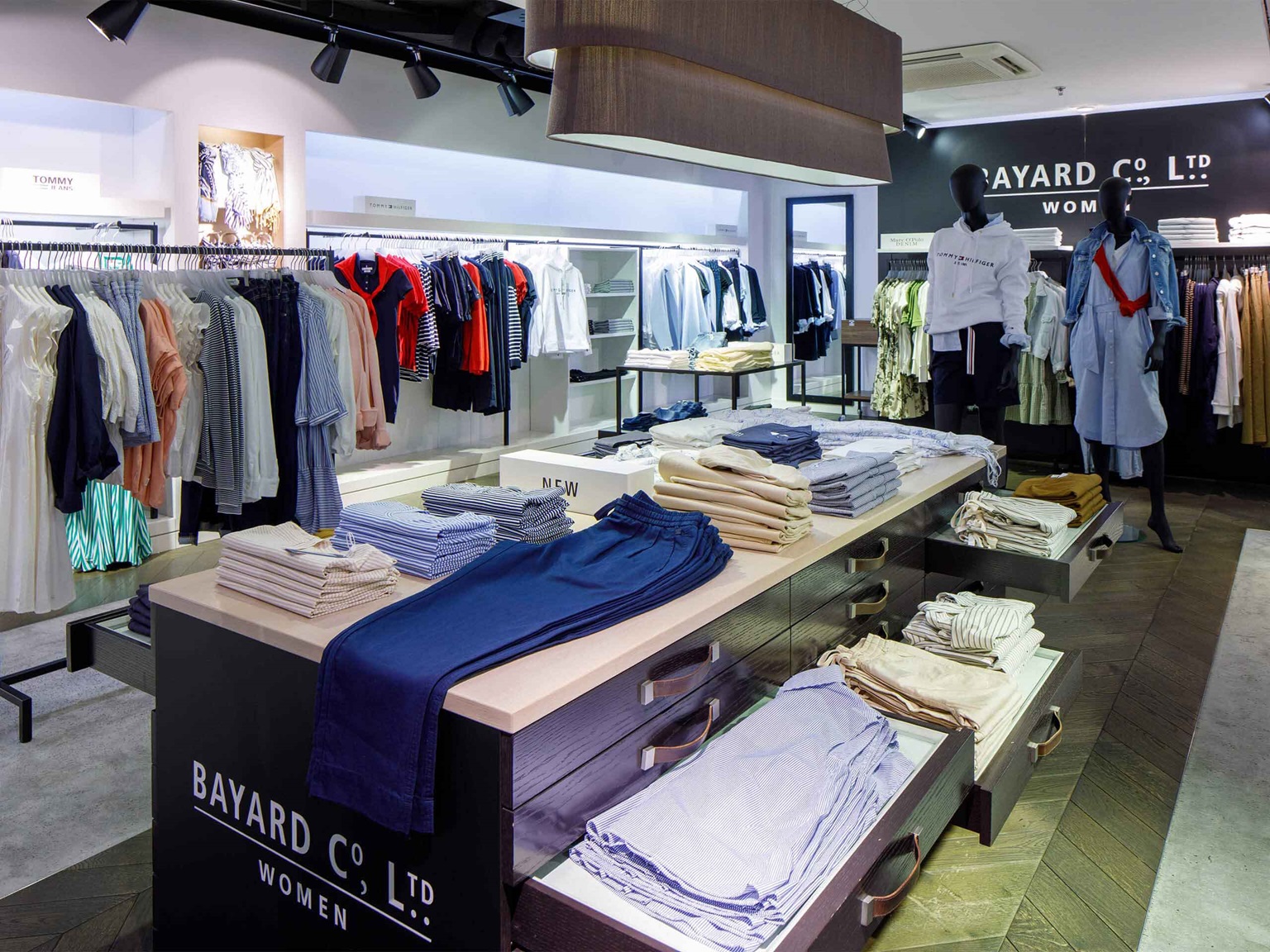 BAYARD CO LTD WOMEN – Flughafen Zuerich