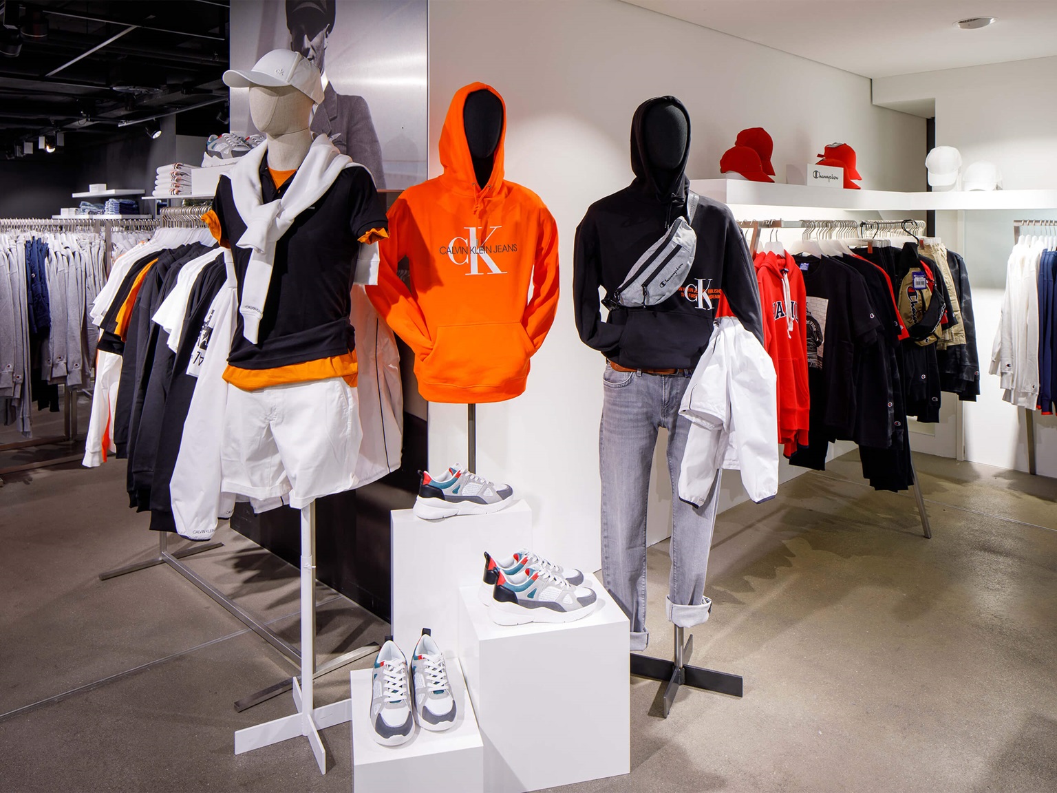 BAYARD CO LTD MEN Flughafen Zuerich