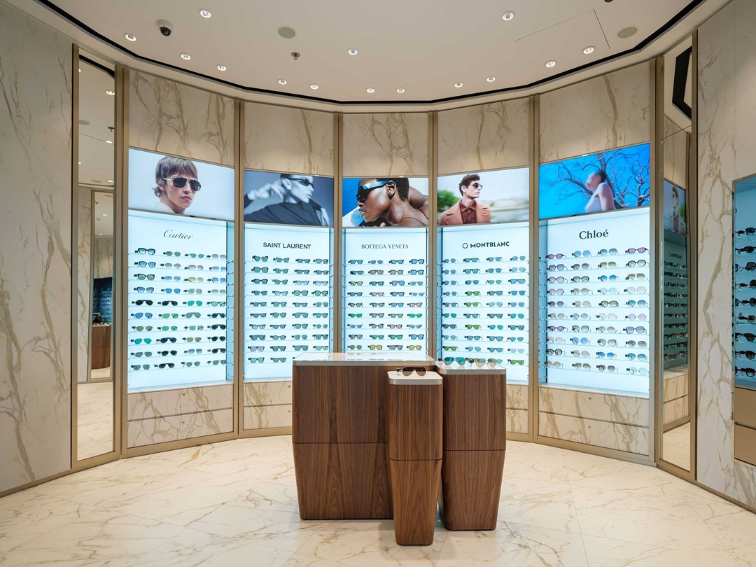 KERING EYEWEAR Flughafen Zuerich