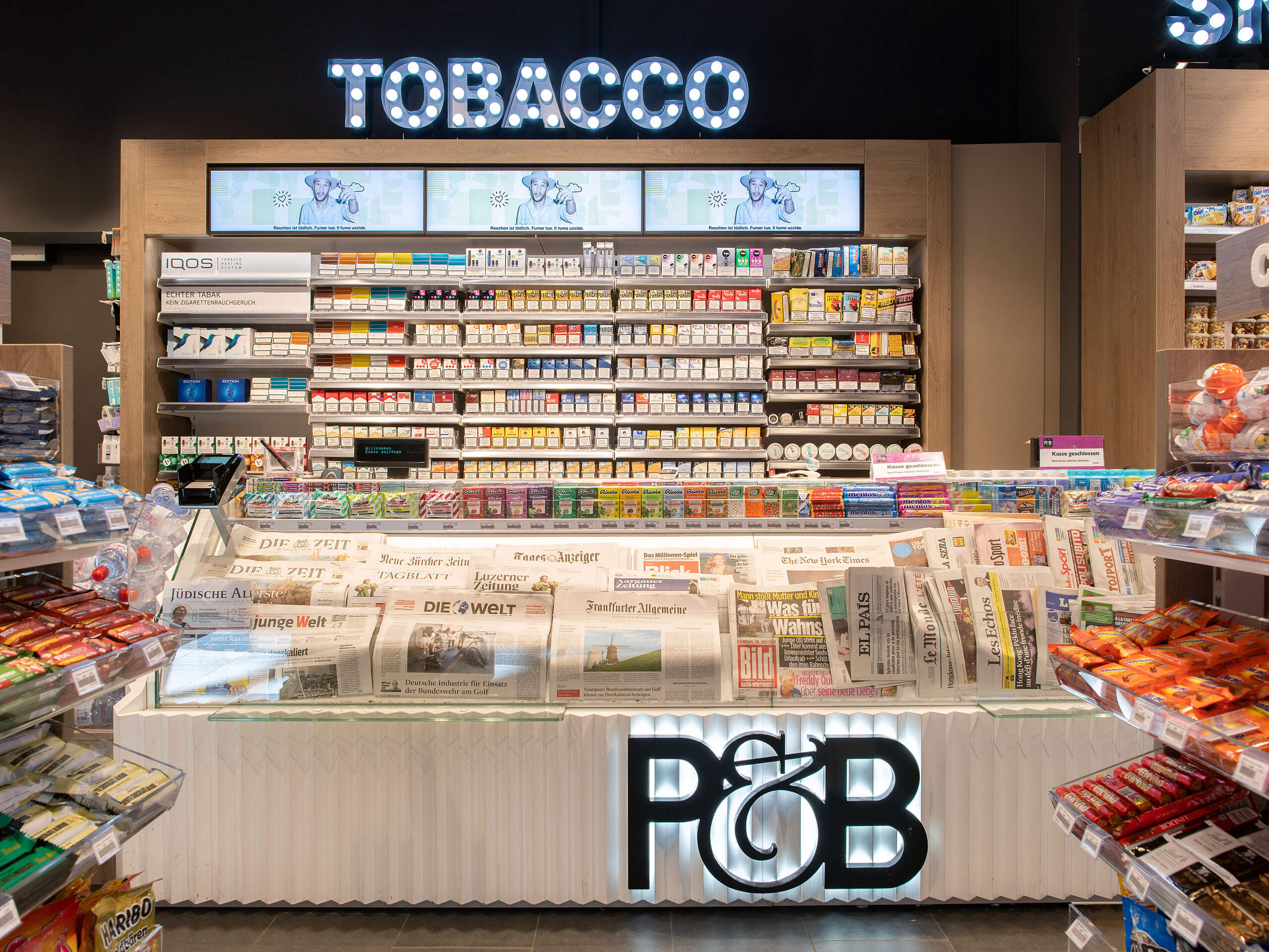 Press & Books – Flughafen Zuerich