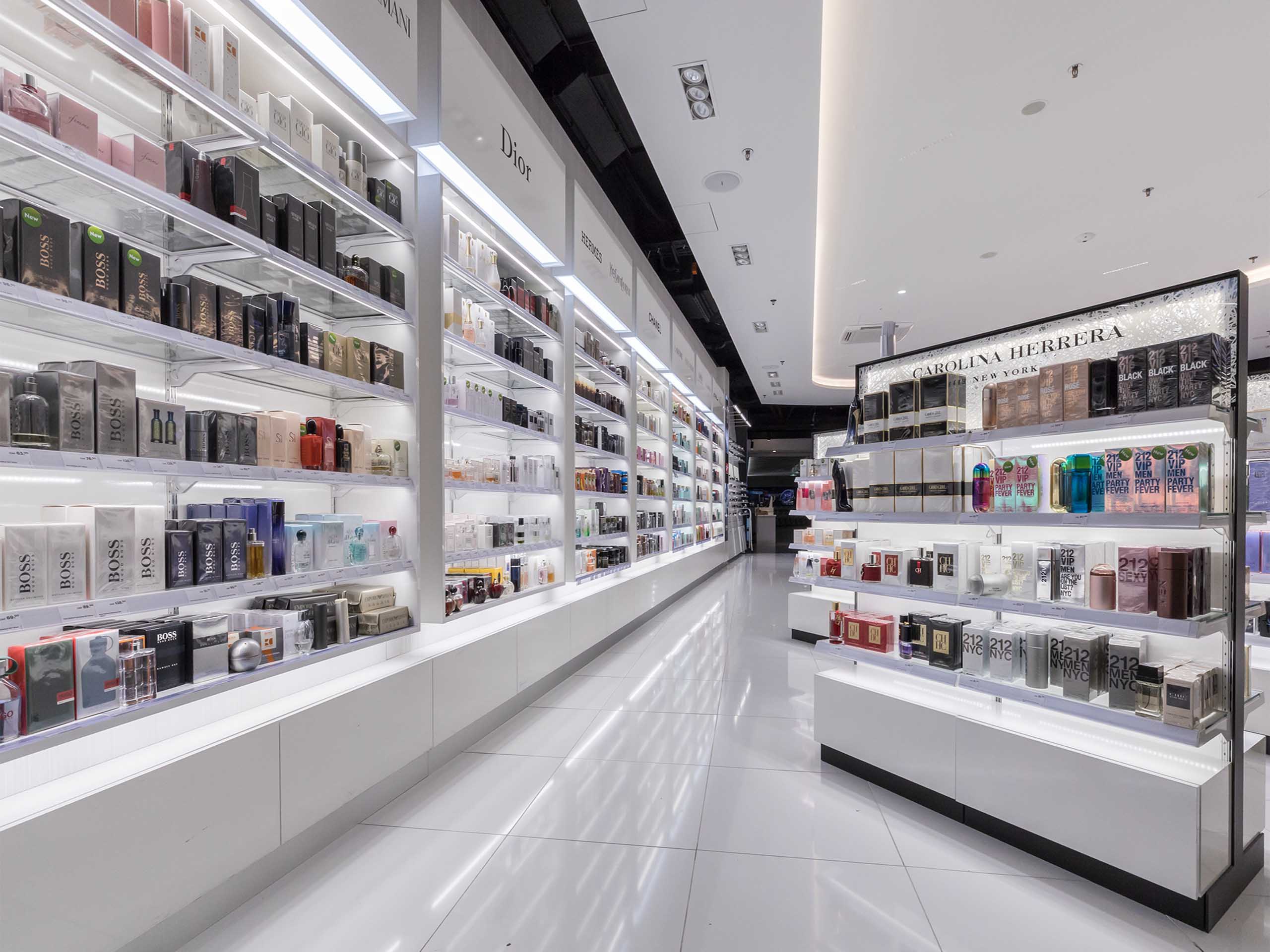 Duty shop free perfume